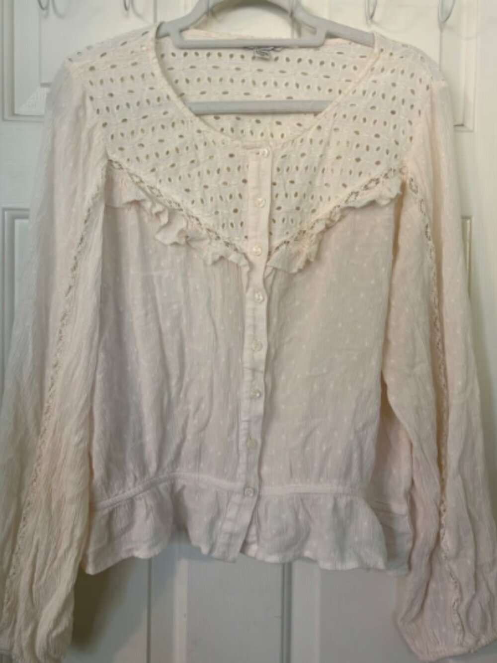 American Eagle Button Up Top